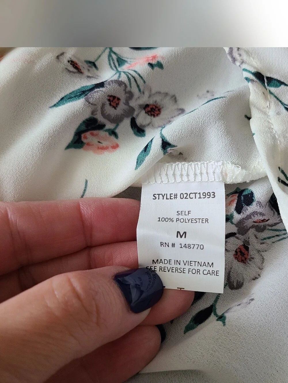 NWT | SIENNA SKY | FLORAL V-NECK PEPLUM BLOUSE | SIZE MEDIUM - Picture 4 of 13